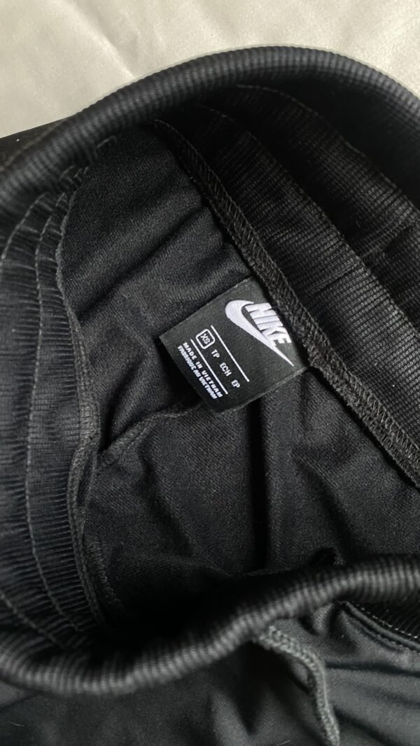 Nike pants - Image 5