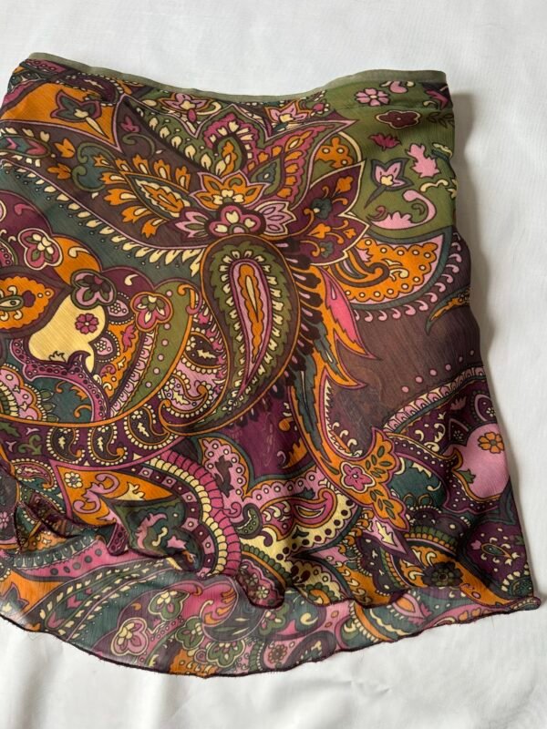 Patterned skirt - Image 4