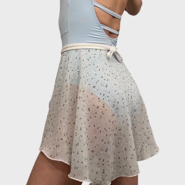 Patterned skirt - Image 8