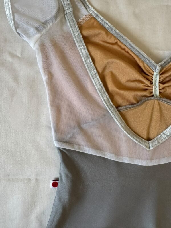 Yumiko Elli leotard - Image 4