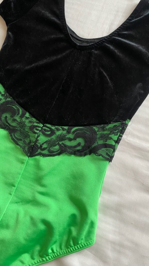 Bright green leotard - Image 8