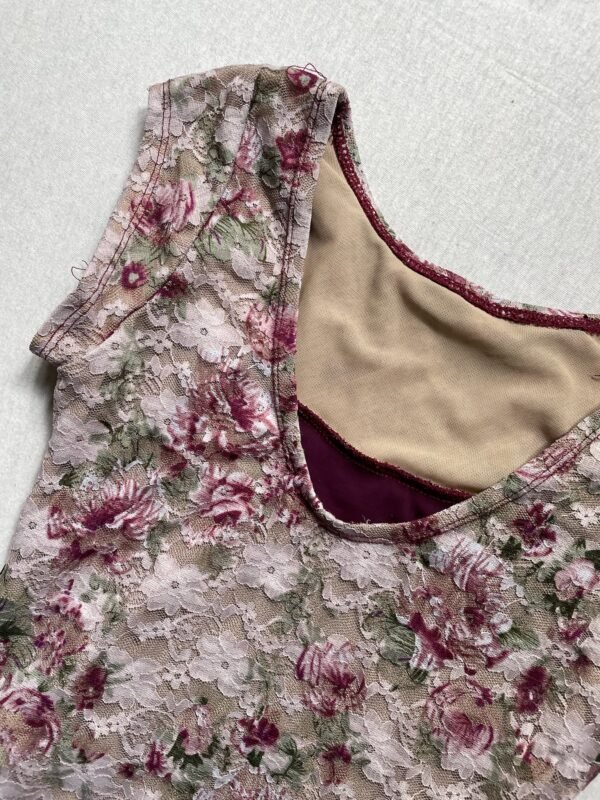 Burgundy leotard - Image 9