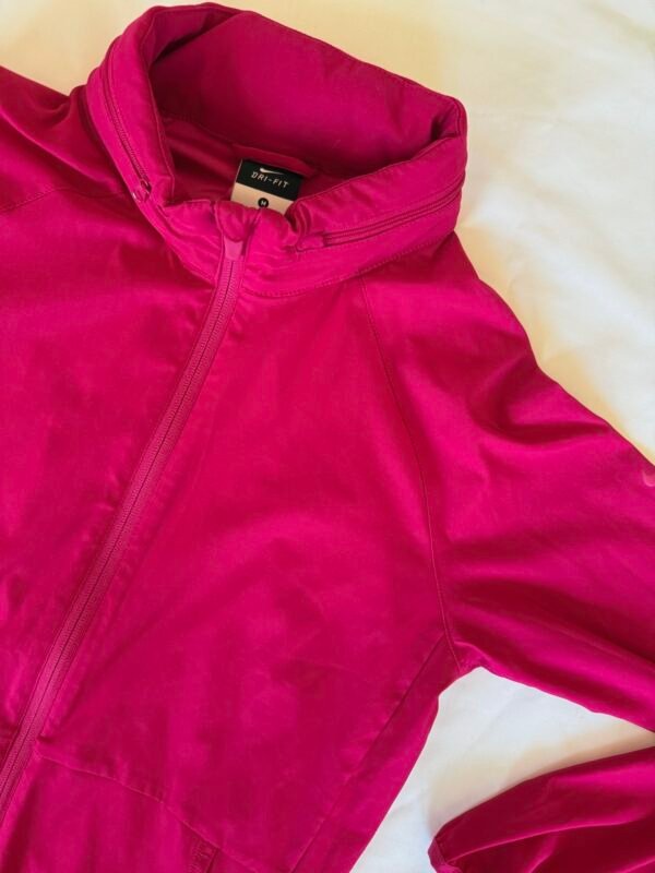 Nike jacket - Image 6