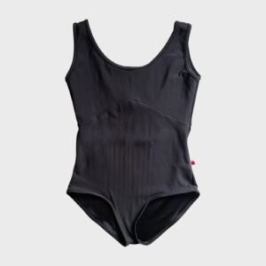 Yumiko Anna leotard